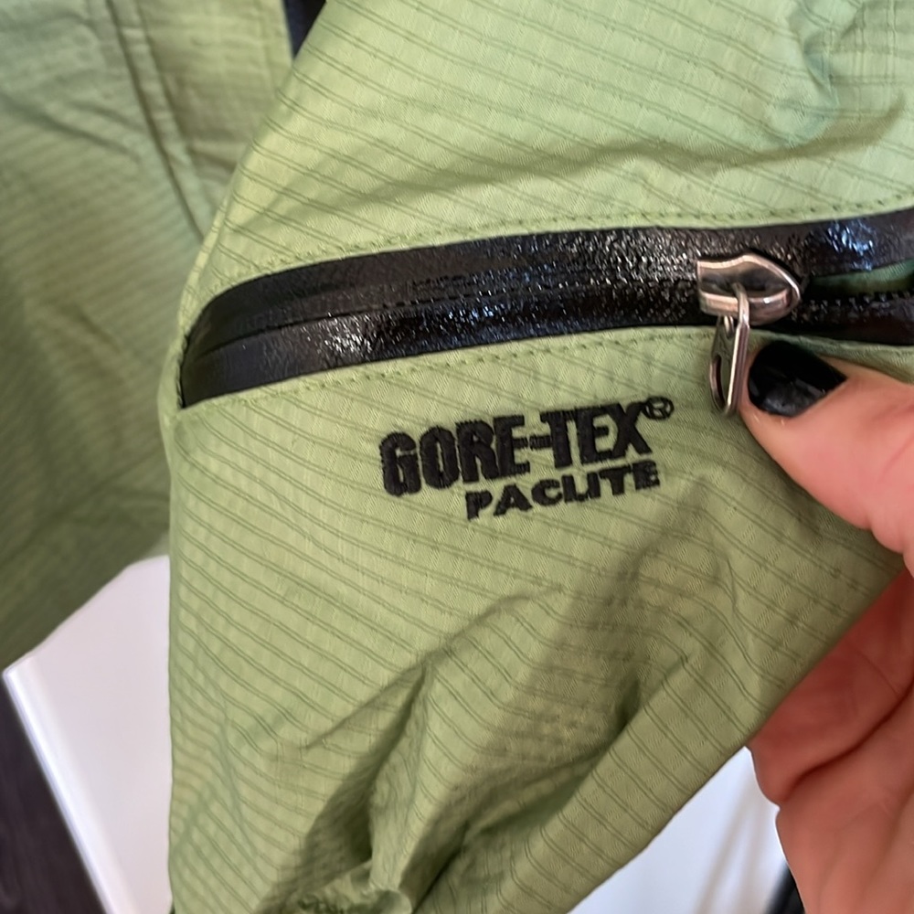L.L. Bean Gore-Tex Rain Coat View 2